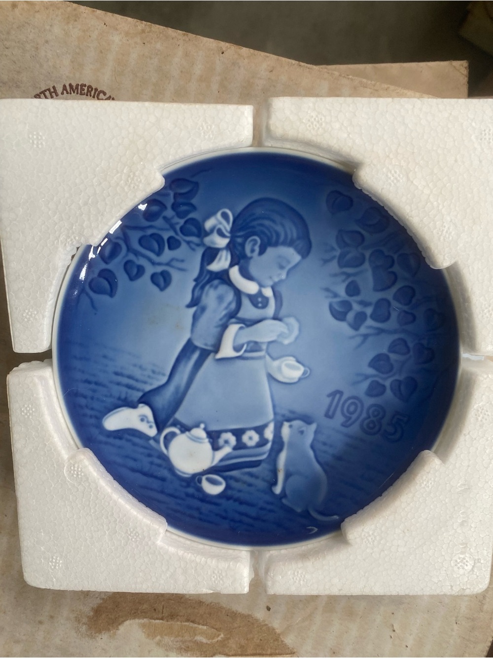 Set of 6 Children’s Day Plates - Picture 1 of 11